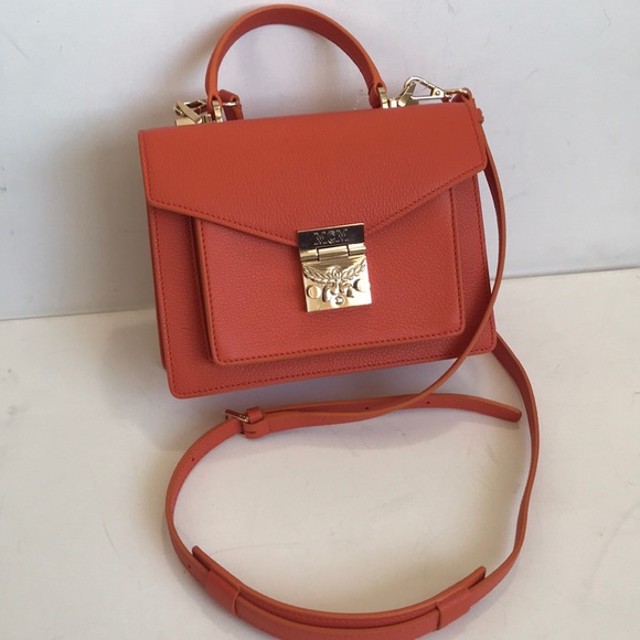 ♥️ SOLD ❤️ Patricia Park Avenue Small Satchel Bag - Picture 5 of 8